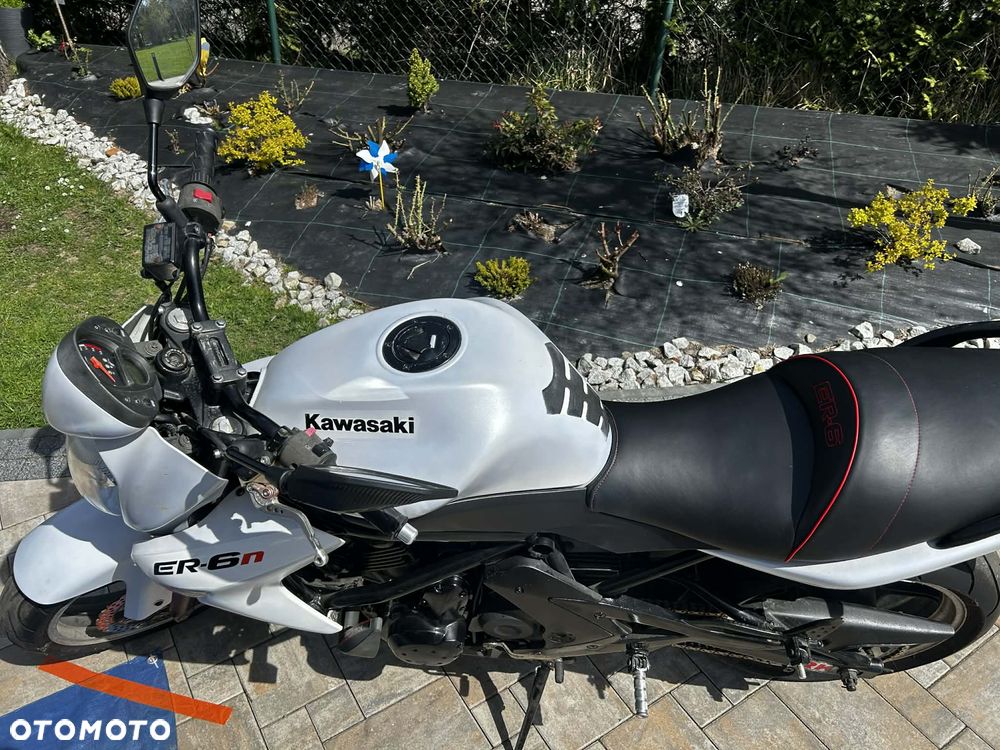 Kawasaki ER - 3