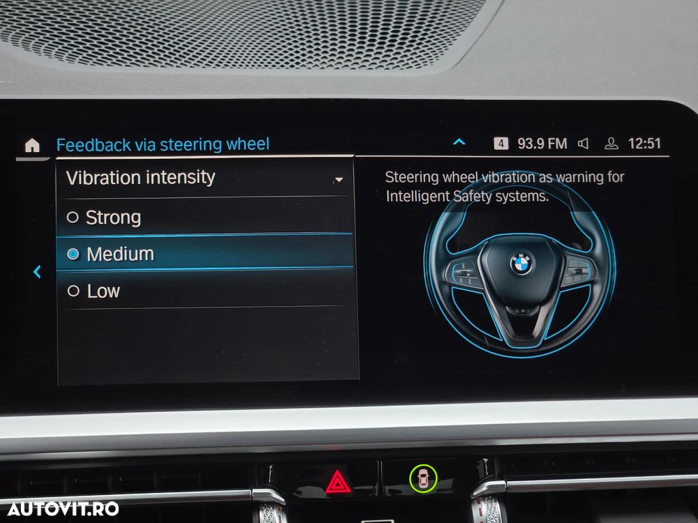 BMW Seria 3 320e Aut. M Sport - 32