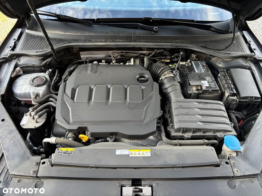 Volkswagen Passat - 14