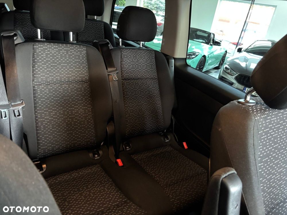 Mercedes-Benz Vito - 24