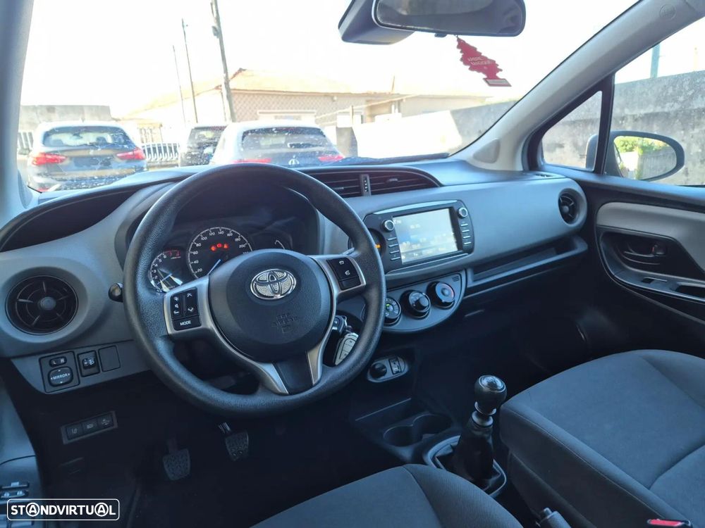 Toyota Yaris 1.5 VVT-i Active - 15
