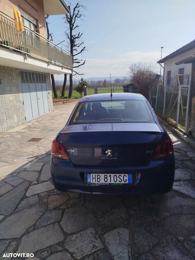 Peugeot 301 1.2 PureTech Allure - 6