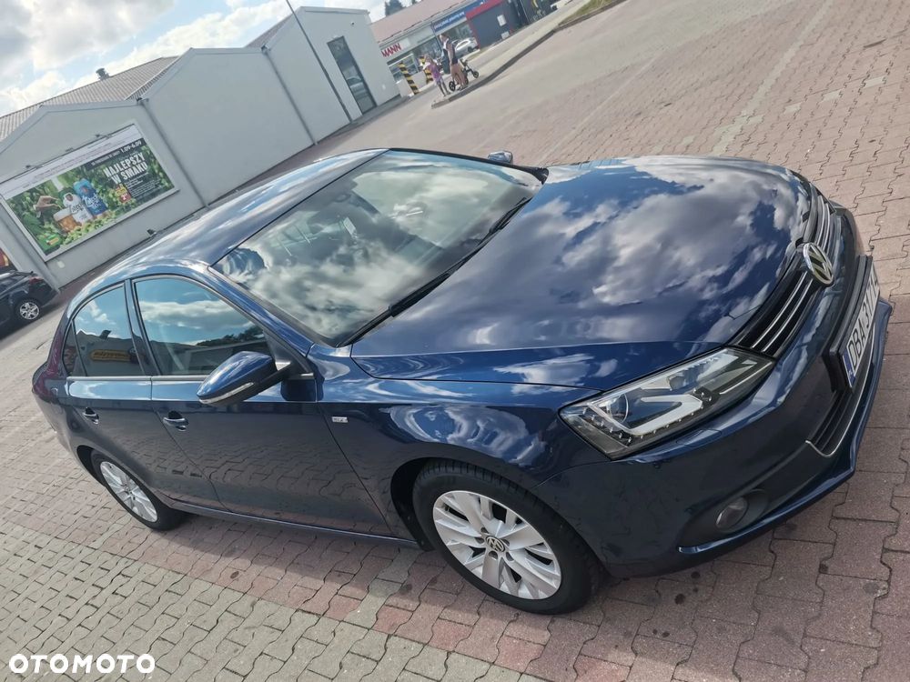 Volkswagen Jetta 1.4 TSI Comfortline - 5