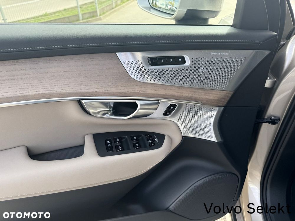 Volvo XC 90 B5 B AWD Ultra Bright 7os - 26