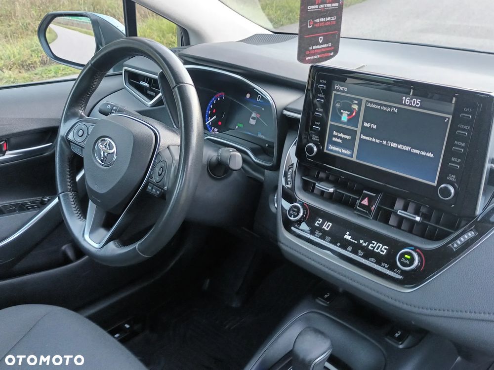 Toyota Corolla 1.8 Hybrid Comfort - 18