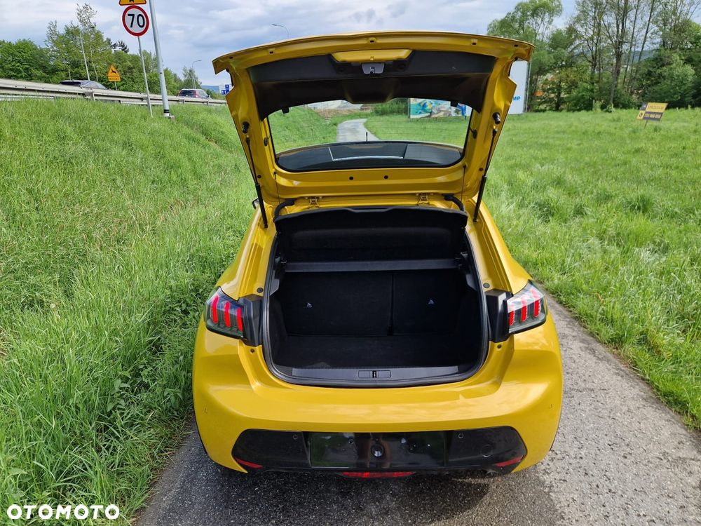 Peugeot 208 - 6