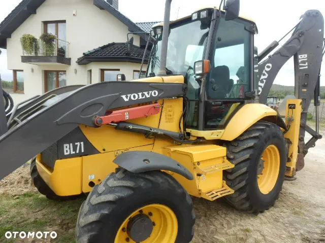 Volvo BL71 - 9