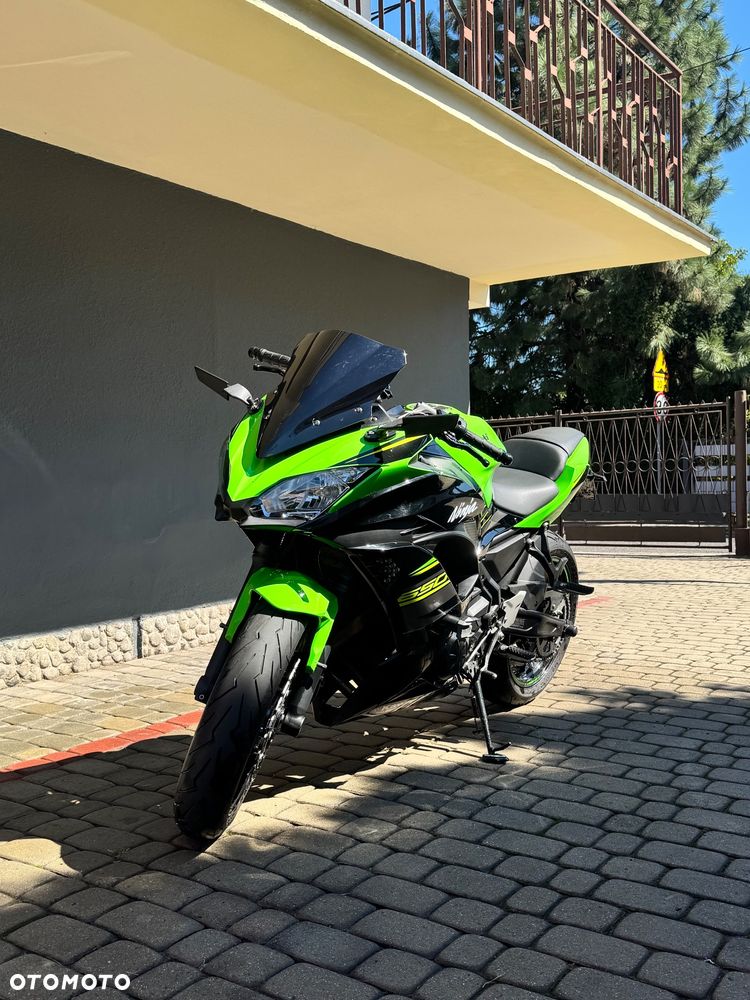 Kawasaki Ninja - 1