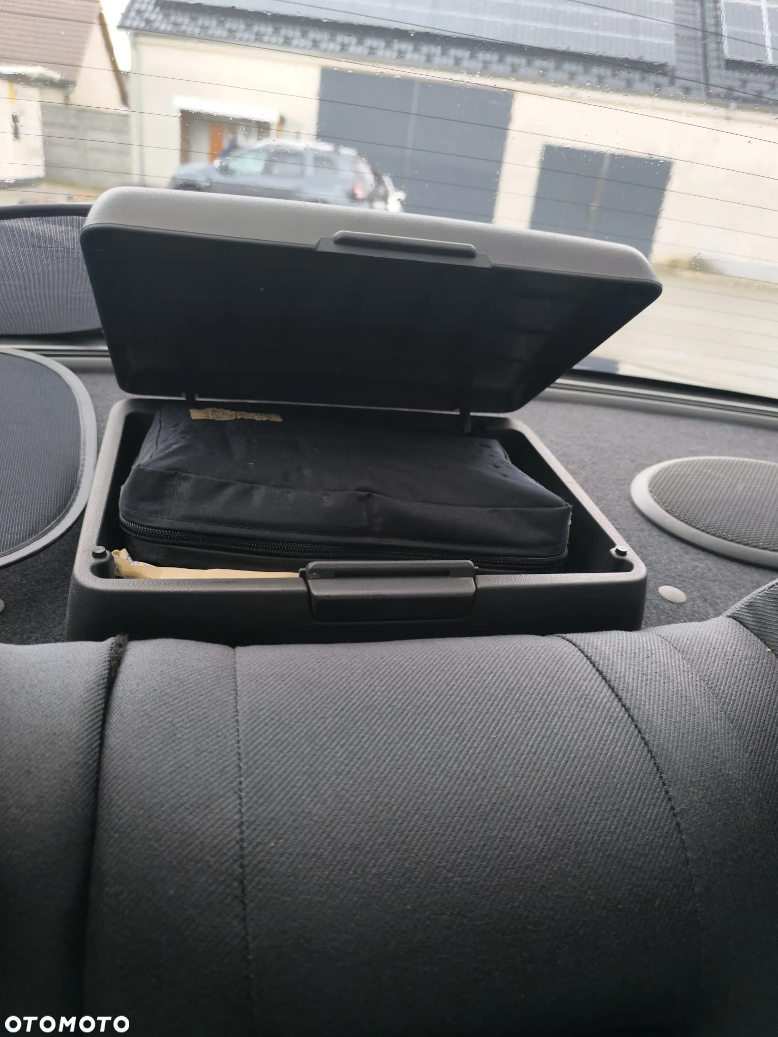 Mazda 323 C 1.5 - 19