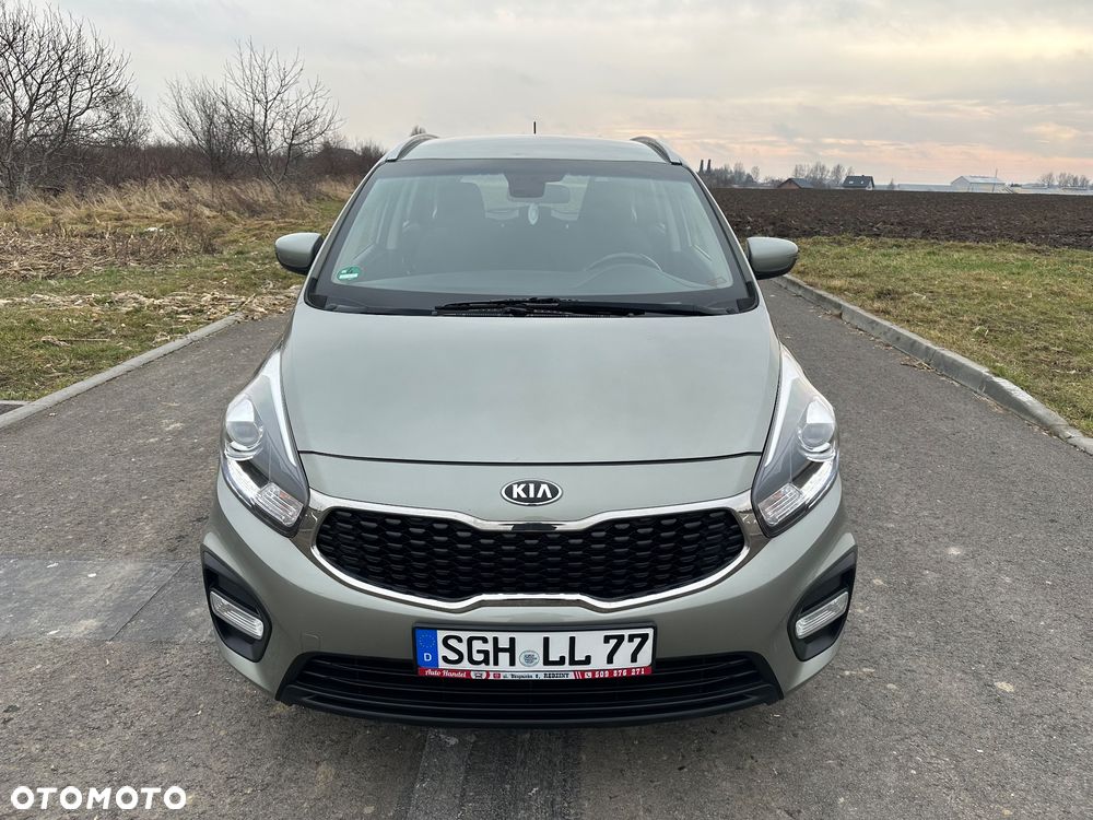 Kia Carens 1.6 GDI Dream Team Edition - 22