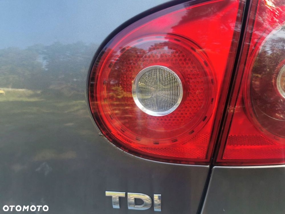 volkswagen golf v la7t tylna klapa pokrywa bagażnika - 4