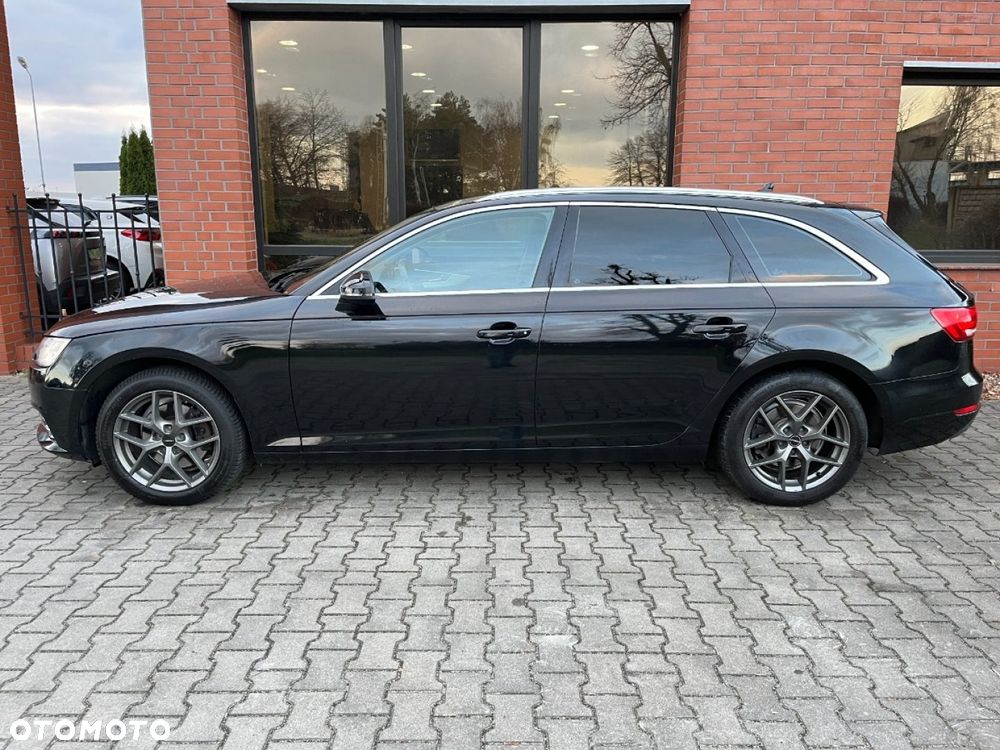 Audi A4 Avant 2.0 TDI - 32