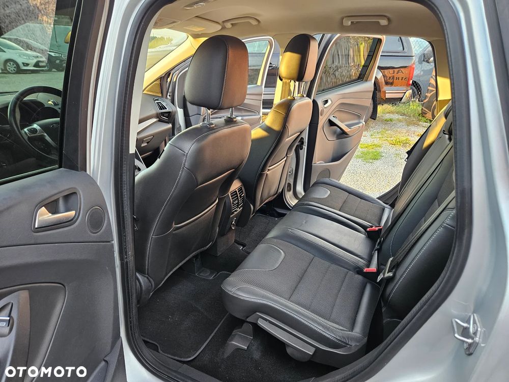 Ford Kuga 2.0 TDCi 4x4 Titanium - 22
