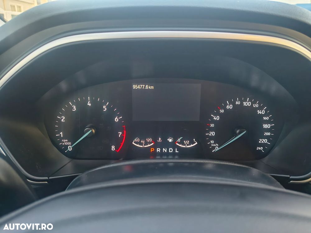 Ford Focus 1.0 EcoBoost MHEV Titanium - 6