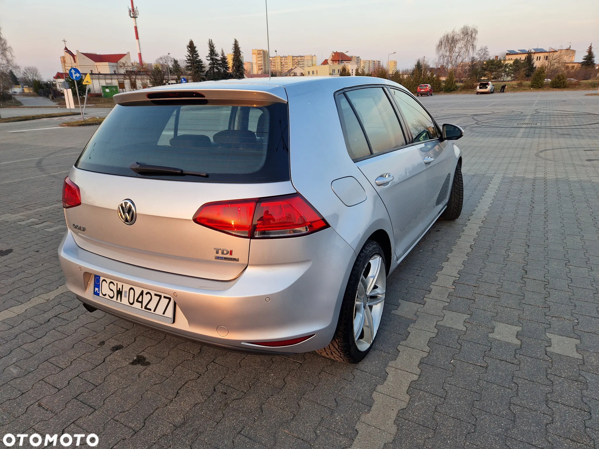 Volkswagen Golf VII 1.6 TDI BMT Highline - 3