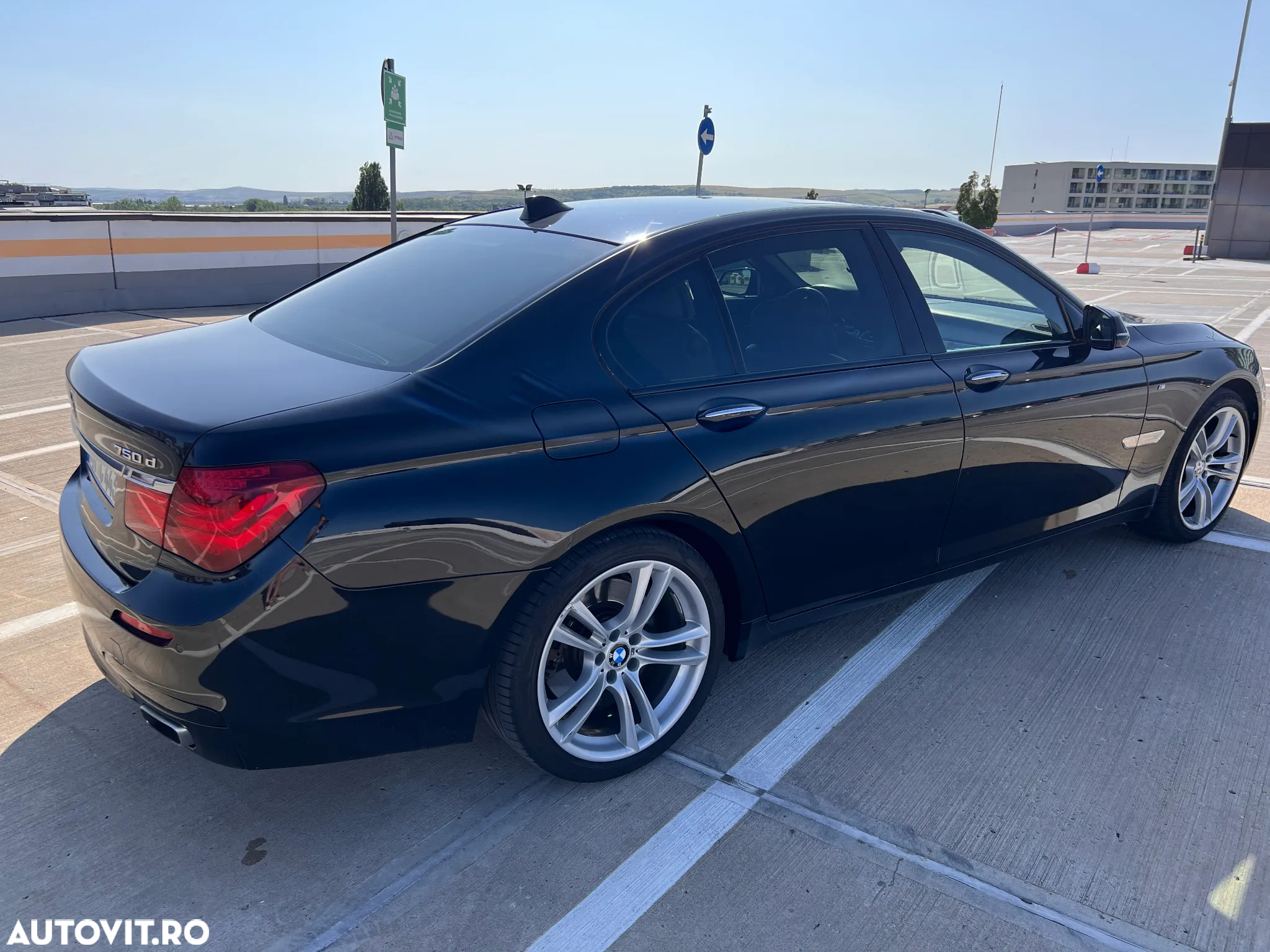 BMW Seria 7 750d xDrive - 21