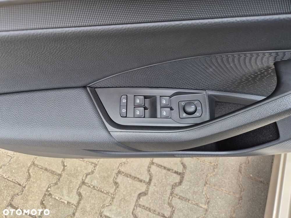 Skoda Octavia 1.5 TSI mHEV Sportline DSG - 16