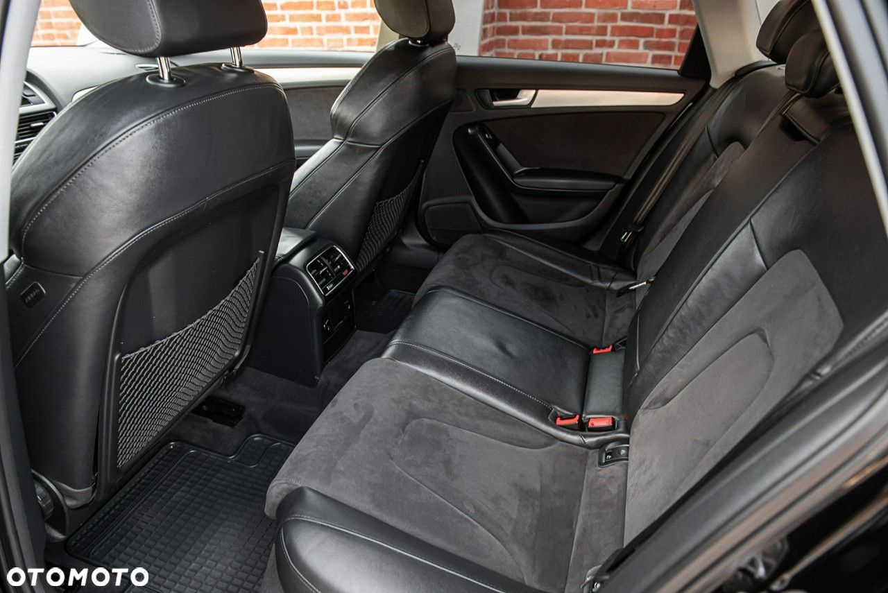 Audi A4 Avant 2.0 TFSI quattro S line Sportpaket - 7