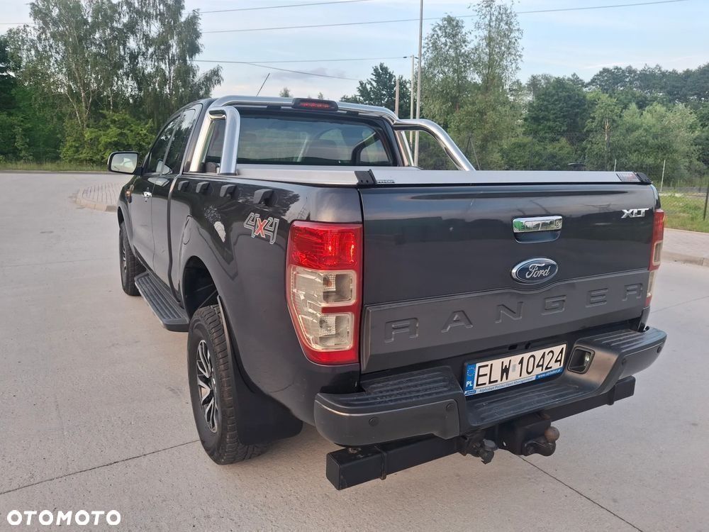 Ford Ranger 2.2 TDCi 4x4 DC XLT - 32