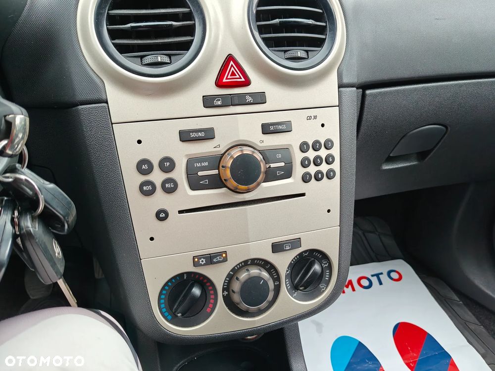 Opel Corsa 1.7 DTI Comfort - 23