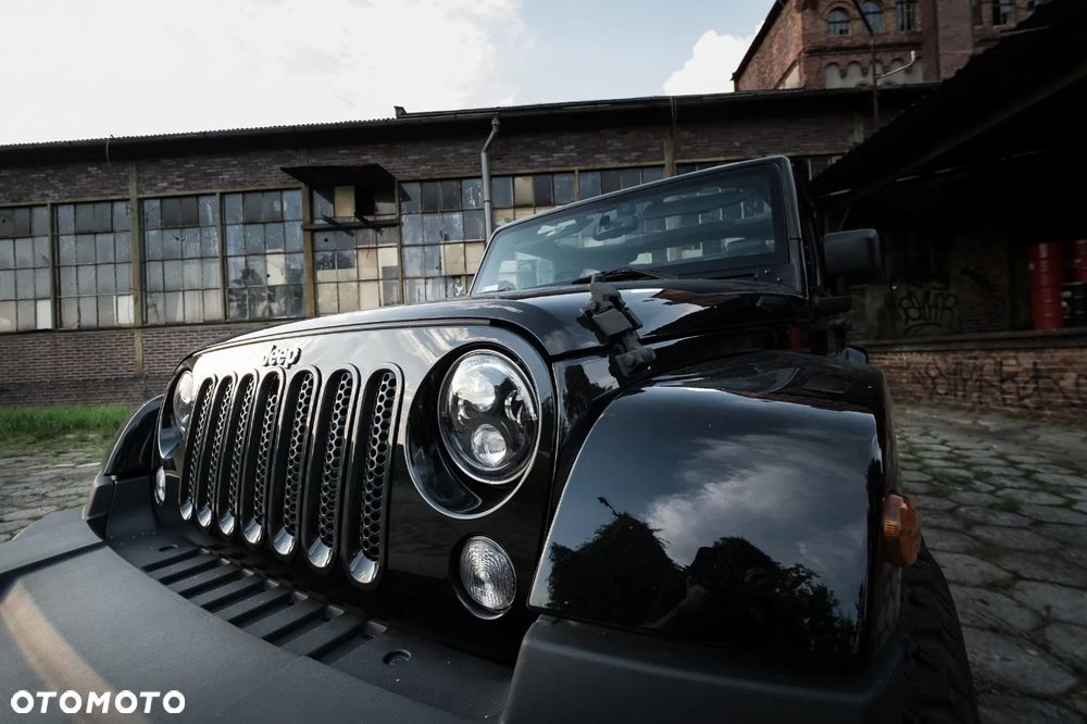 Jeep Wrangler - 26