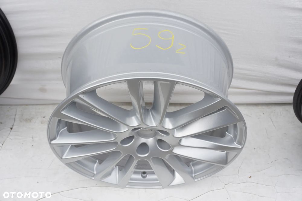 Jaguar 5x108 19 8,5J et45 HK831007DA - 2