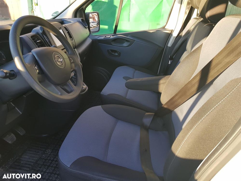 Opel Vivaro Combi L2H1 2.9 t Start/Stop - 11