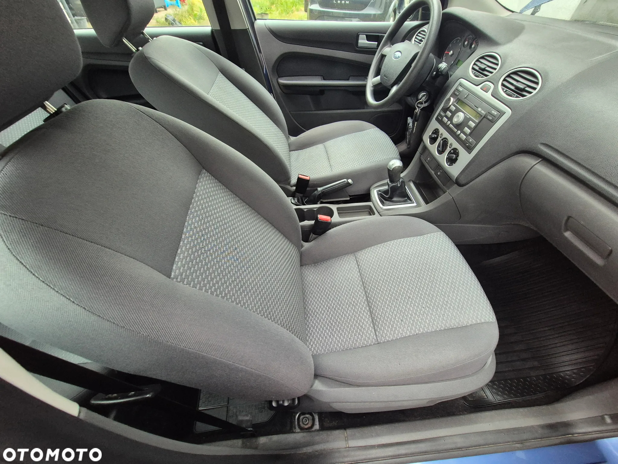 Ford Focus 1.4 16V Connection - 25