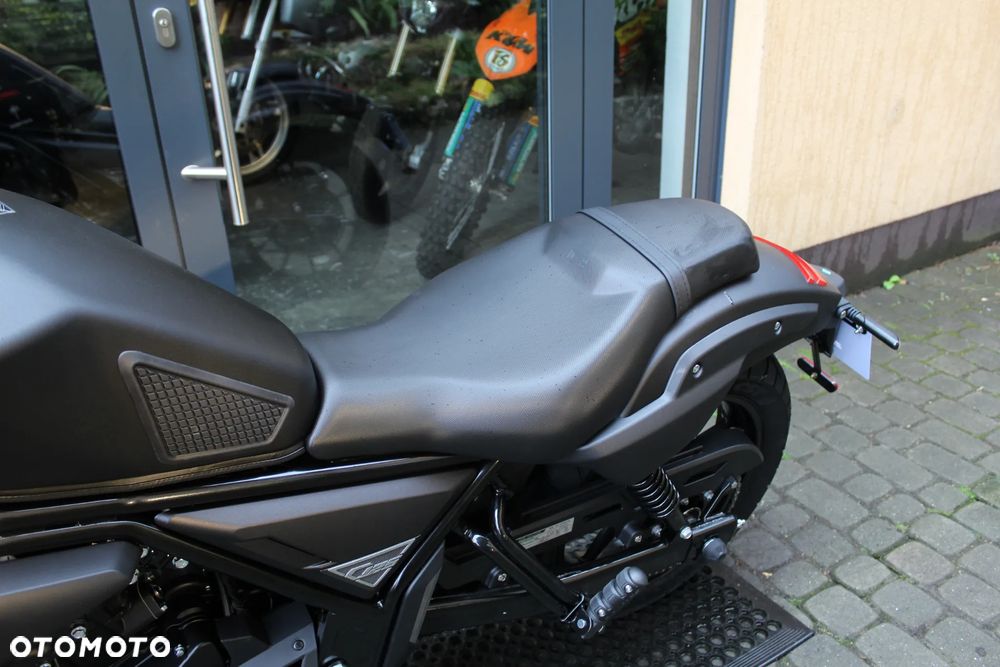 Zontes 125 C2 - 8