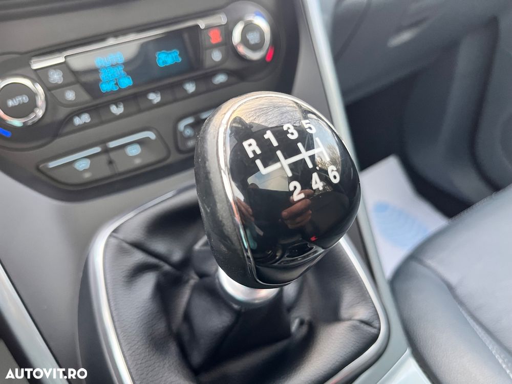 Ford C-Max 1.6 Ecoboost Start Stop Titanium - 34