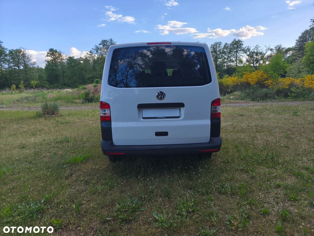 Volkswagen Transporter - 9