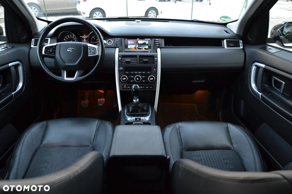 Land Rover Discovery Sport - 20