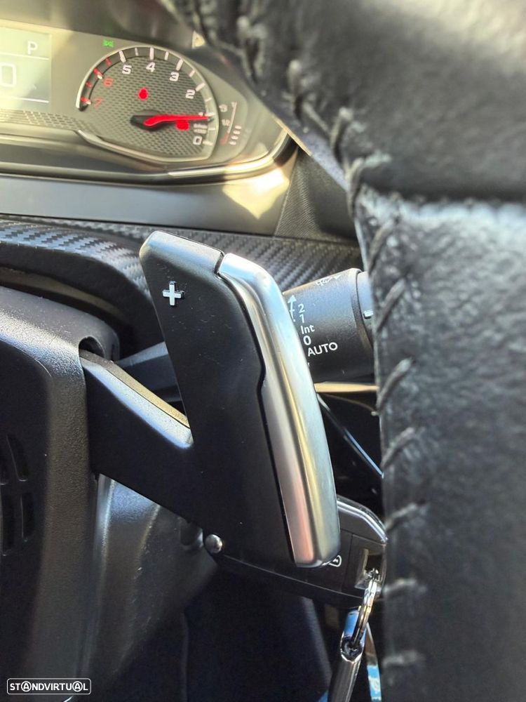 Peugeot 2008 1.5 BlueHDi Active Pack EAT8 - 20