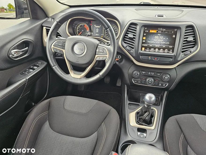 Jeep Cherokee 2.0 MJD 4x2 Longitude EU6 - 23