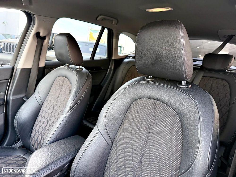 BMW X1 16 d sDrive Line Sport - 26