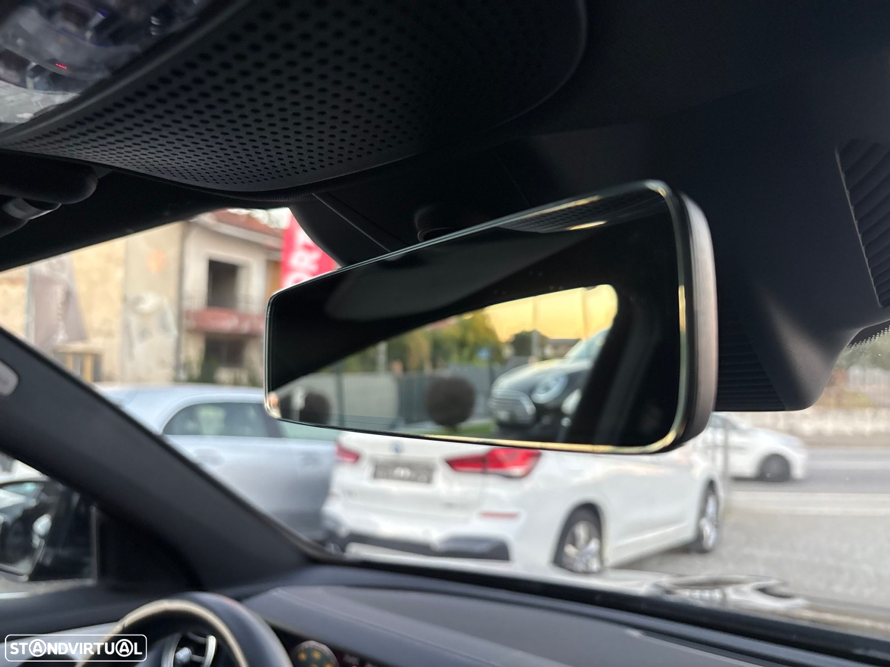 Mercedes-Benz E 300 de AMG Line - 34