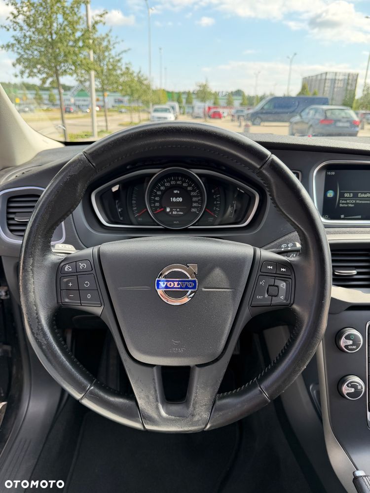 Volvo V40 T2 - 11