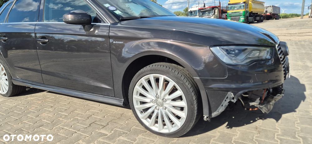 Audi A3 Sportback 1.4 TFSI E-tron Attraction e-S tronic - 5