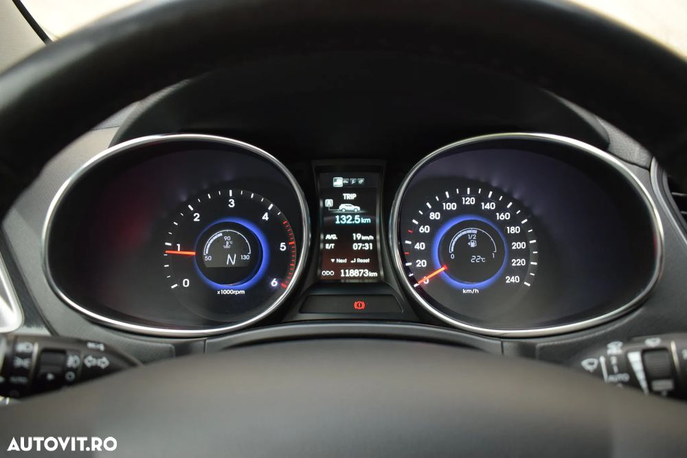 Hyundai Santa Fe 2.2 CRDi 4WD Automatik Style - 14