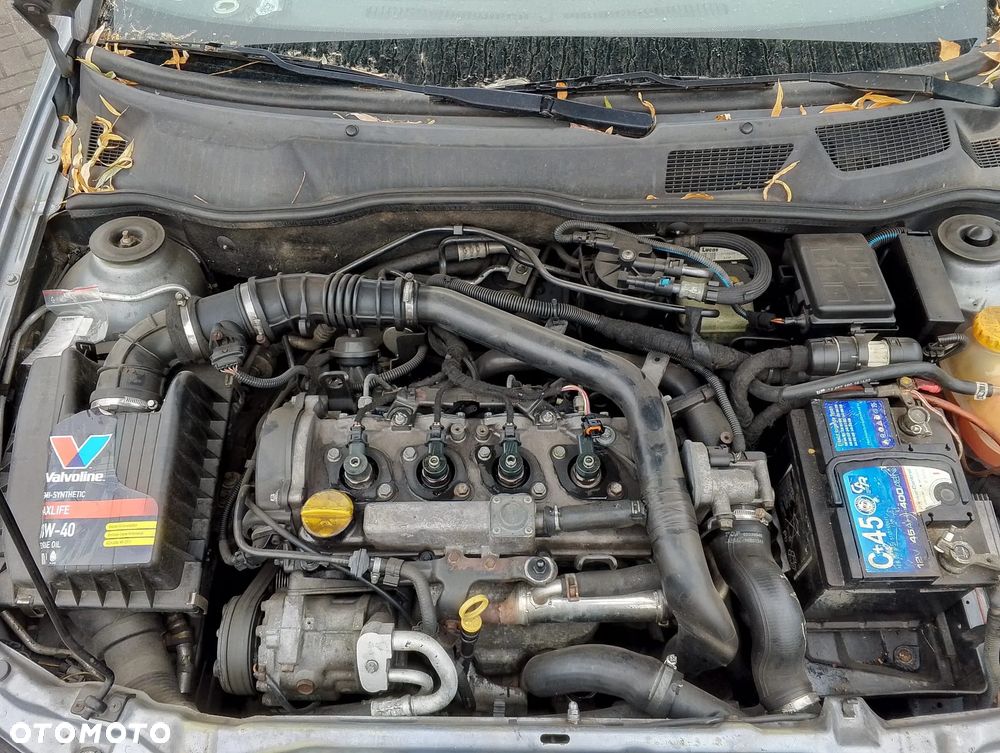 Opel Astra G (03r.) 1.7 CDTI 80KM. Silnik Z17DTL Skrzynia M79/F17 W355  lakier 4AU.Cały na części. GWARANCJA !!!  Przód Tył Zestaw Komplet Drzwi Klapa Zderzak Błotnik Maska Grill Atrapa Szyba Pas Lampa Lusterko Boczki Fotel Kanapa Kokpit Deska Rozdzielcza Przełącznik Włącznik Sterownik Przewody Wiązka Instalacja Moduł Komputer Czujnik Listwa Pompa Alternator Wtryski Głowica Rozrusznik Kompresor Sprzęgło Dwumas Silnik Skrzynia ABS Klimatyzacji Paliwa Wspomagania Kolektor Turbina Przepustnica Zawór Chłodnica Koło Hak Belka Sanki Zawieszenie Mcpherson Półoś Amortyzator Wydech Tłumik Zacisk Most - 10