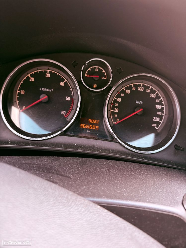 Opel Astra 1.7 CDTI Cosmo M5 - 4