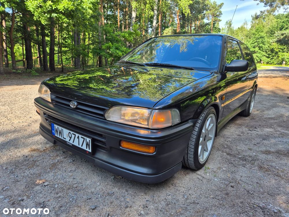 Toyota Corolla - 4
