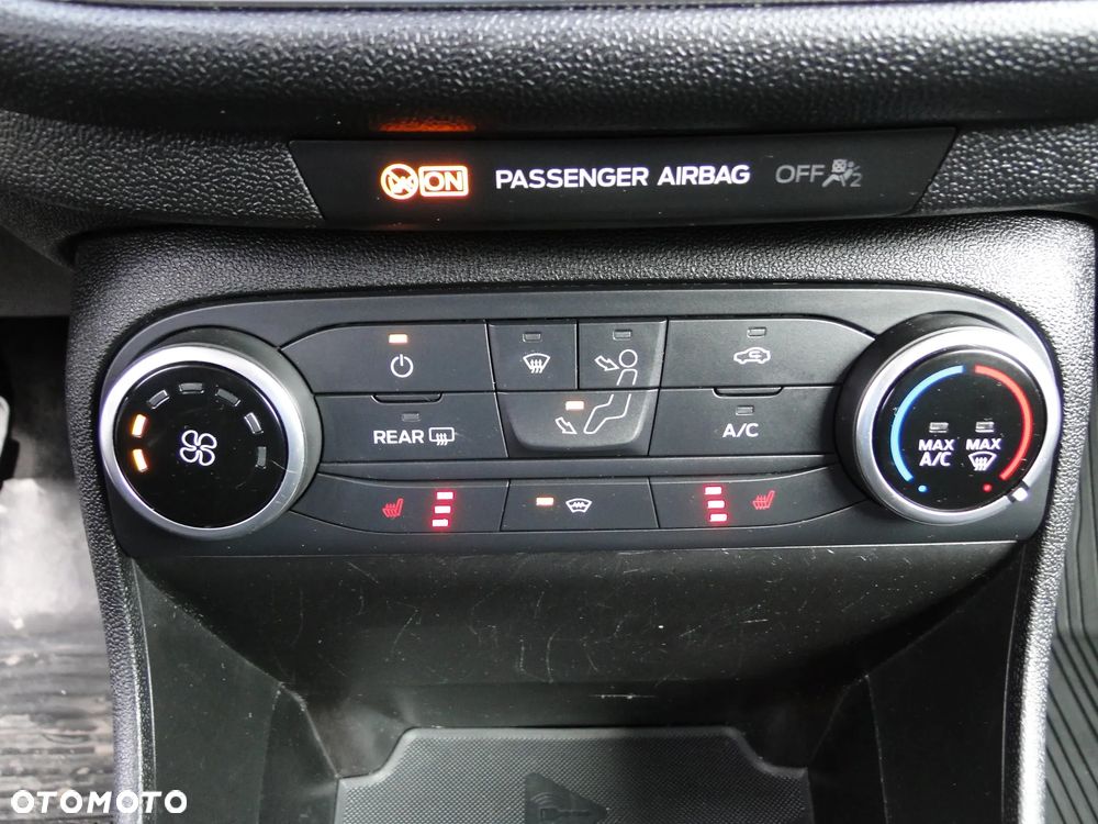 Ford Fiesta 1.1 ST-LINE - 10