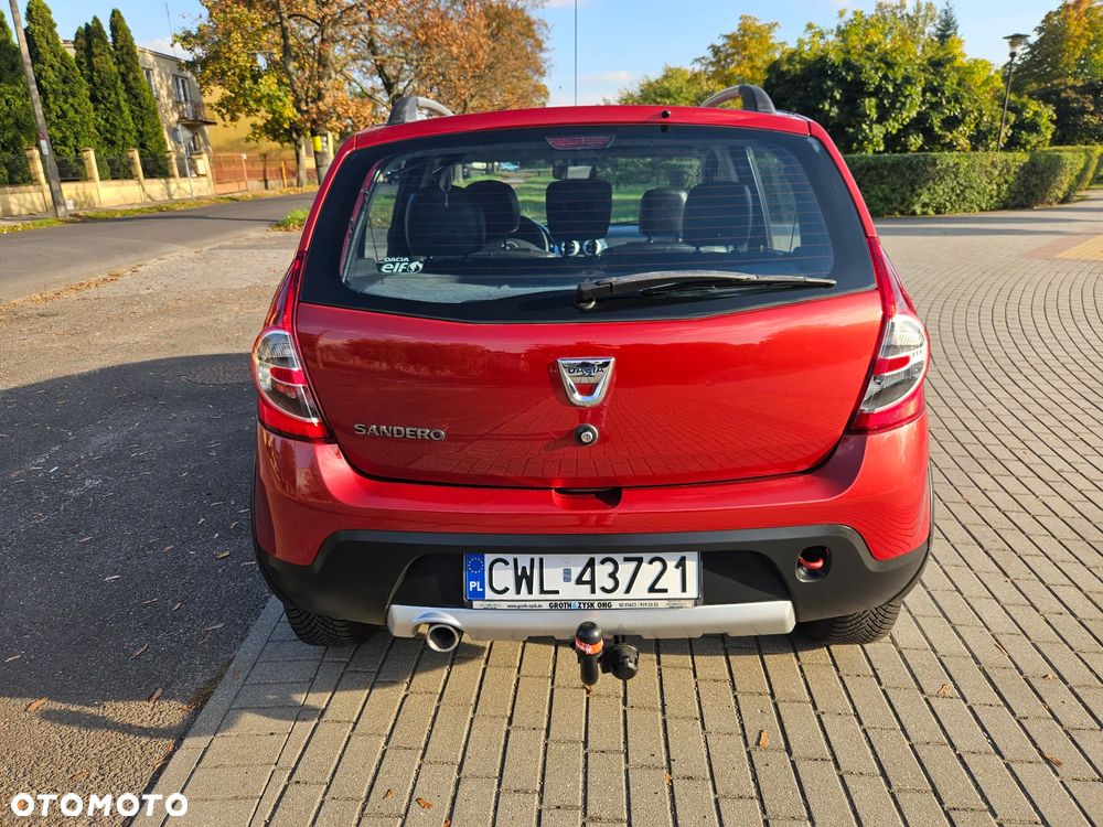 Dacia Sandero Stepway 1.6 - 17