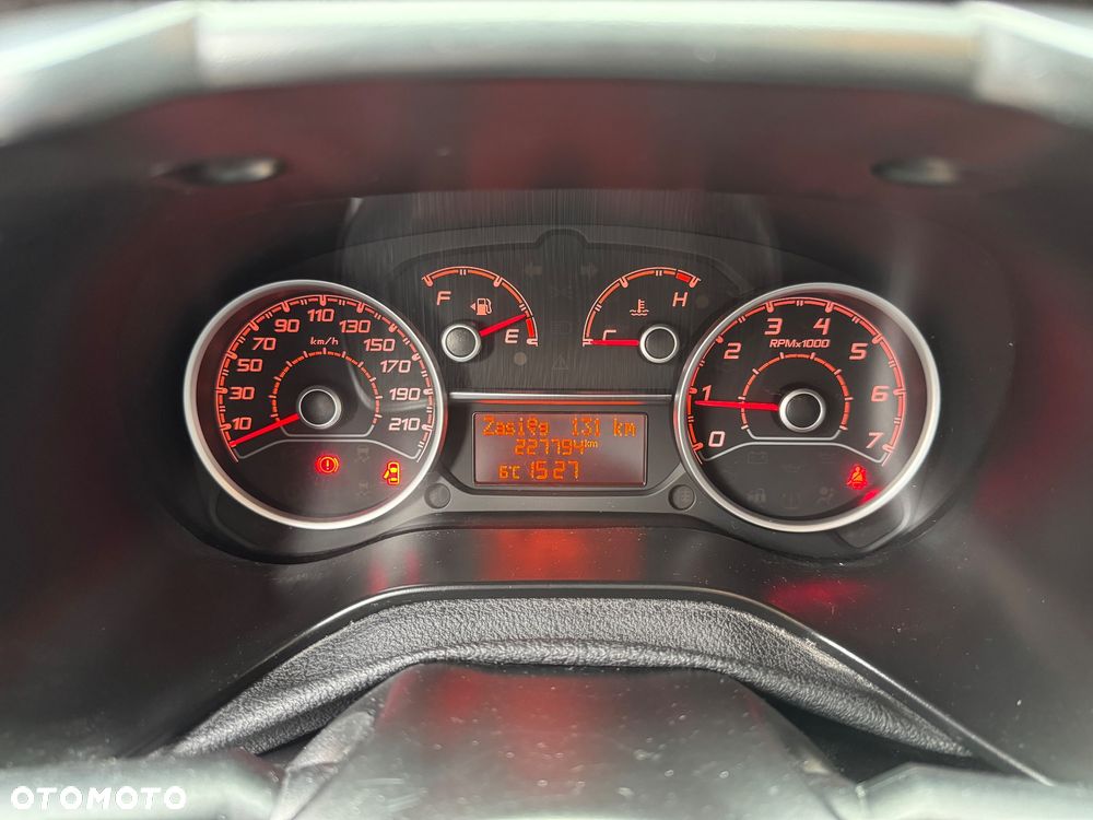 Fiat Doblo - 22