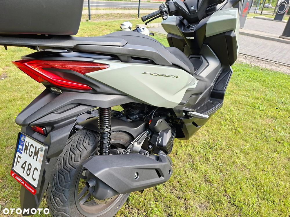 Honda NSS - 9
