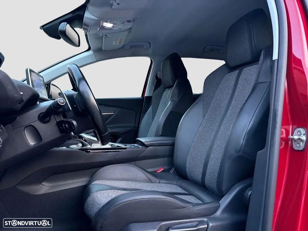 Peugeot 3008 1.2 PureTech Allure EAT6 - 6