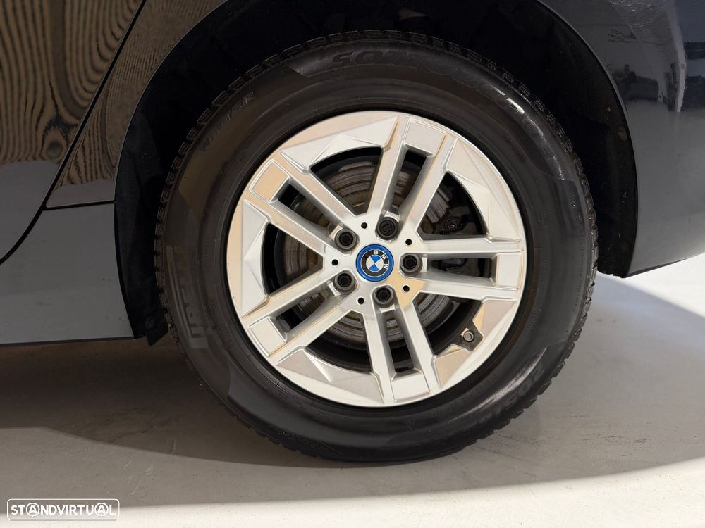 BMW 225xe Active Tourer e xDrive - 36