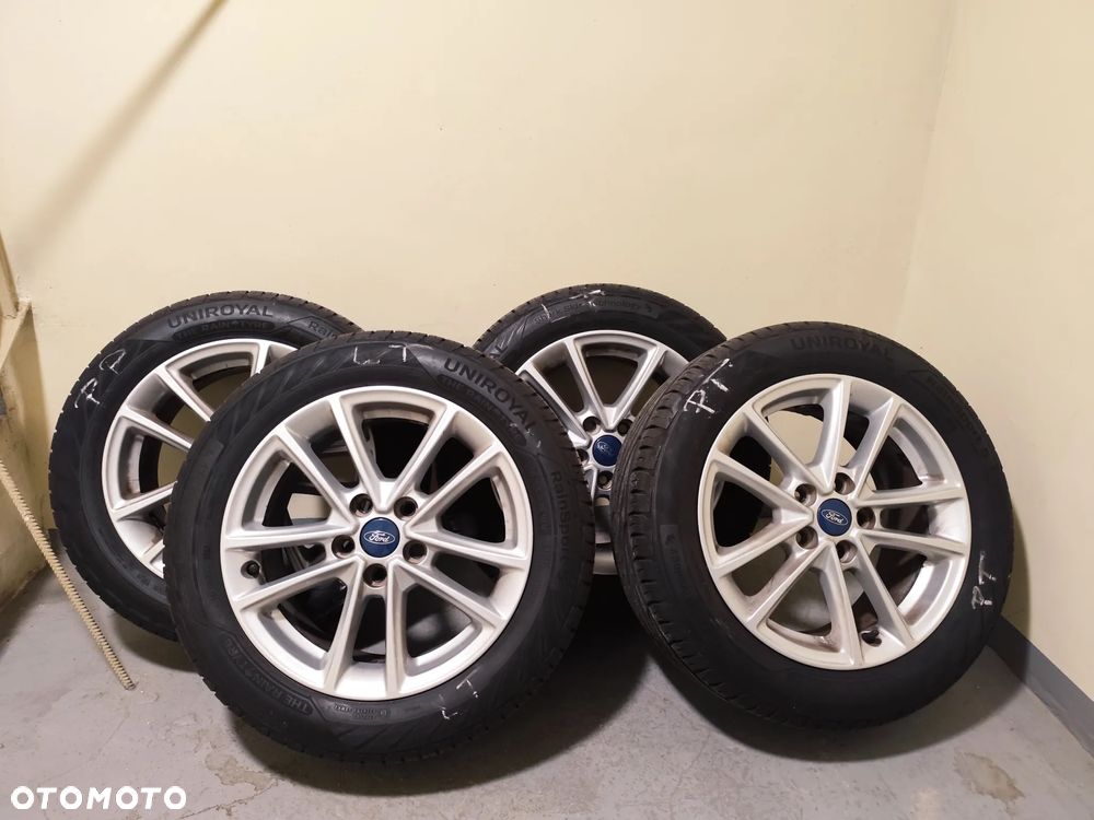 Ford Focus 1.5 EcoBoost Trend ASS - 2