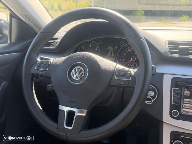 VW Passat CC 2.0 TDi BlueMotion - 11